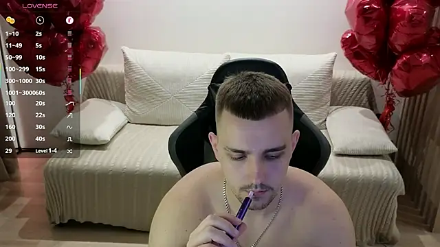 Larstar01 online show from 11/01/25, 11:51