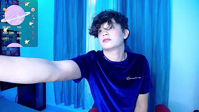 Snapshot of andyboy- chatting on 02/21/25, 10:15 andyboy- online show from 02/21/25, 10:15