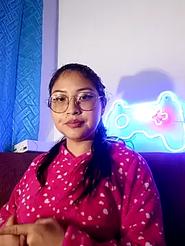 Snapshot of Caroll_Luna chatting on 12/14/24, 07:51 Caroll Luna online show from 12/14/24, 07:51