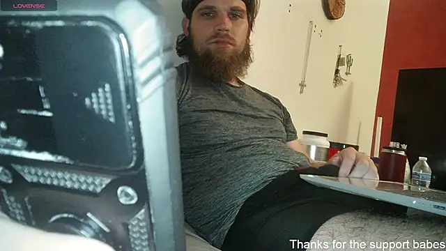 Snapshot of dikdowndaddy chatting on 10/27/25, 08:40 dikdowndaddy online show from 10/27/25, 08:40