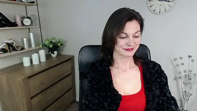 Snapshot of VivianWILD chatting on 12/30/24, 01:14 VivianWILD online show from 12/30/24, 01:14