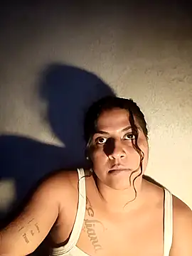 Giselabrunette25 online show from 10/16/25, 10:27