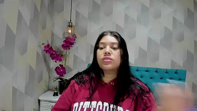 LindaBreeS online show from 10/12/25, 01:21