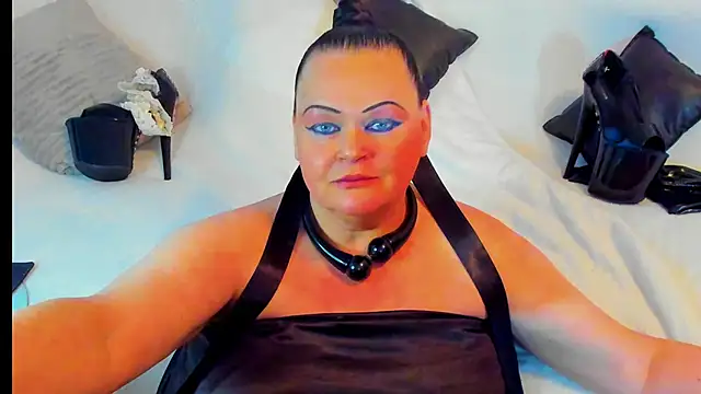 MilanaBiegert online show from 12/24/24, 12:33