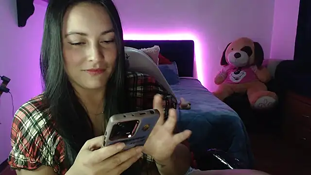 Snapshot of Allisonnlopez chatting on 01/15/25, 08:26 Allisonnlopez online show from 01/15/25, 08:26