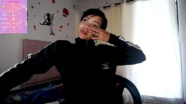 Snapshot of Kloy__sech- chatting on 02/07/25, 02:58 Kloy sech- online show from 02/07/25, 02:58