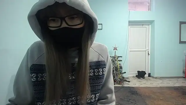 elllaaxx online show from 12/18/24, 03:04
