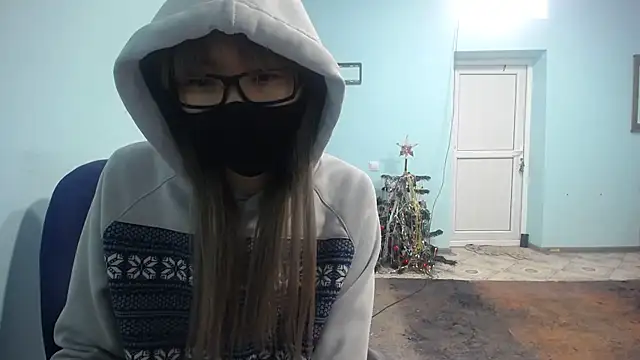 elllaaxx online show from 12/18/24, 06:10