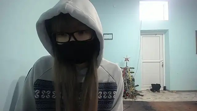 elllaaxx online show from 12/20/24, 05:04