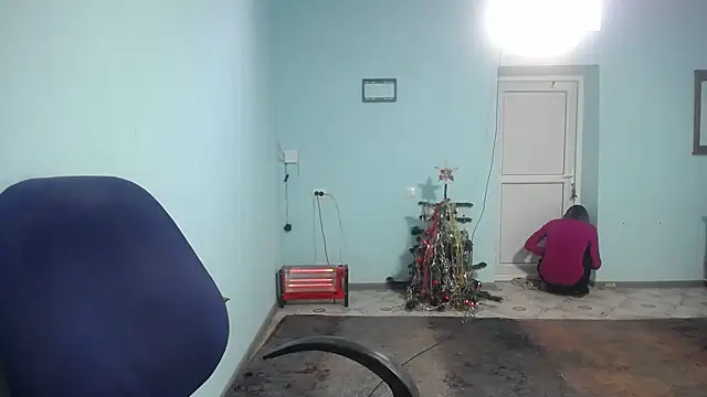 elllaaxx online show from 12/27/24, 07:51