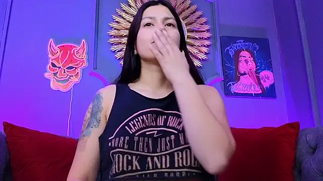 Julieta Russell online show from 12/16/24, 11:55