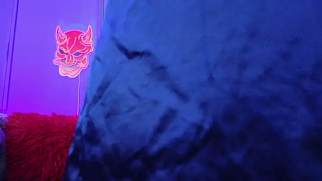 Julieta Russell online show from 02/07/25, 11:56