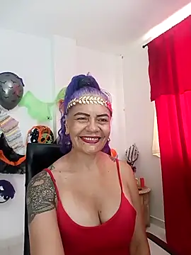 freyadevil333 online show from 10/13/25, 02:39