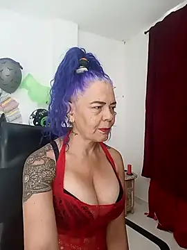 freyadevil333 online show from 10/19/25, 01:01