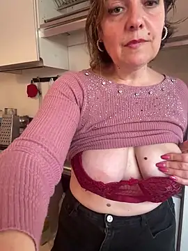 Sunbelxx online show from 10/27/25, 09:24