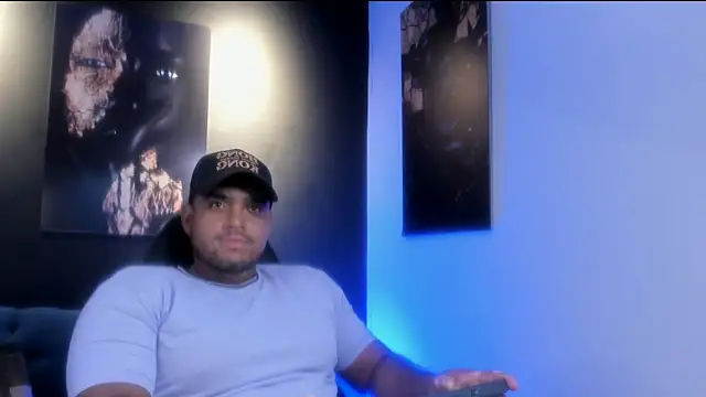 Big furry bear13 online show from 11/04/25, 06:23