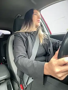 HotXMom online show from 09/15/25, 06:02