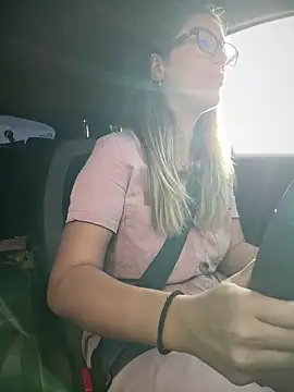 HotXMom online show from 09/23/25, 05:43