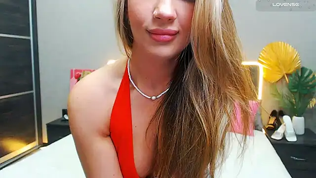 Snapshot of Magic_Eyes__ chatting on 01/23/25, 05:35 Magic Eyes online show from 01/23/25, 05:35