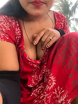 Snapshot of Ishikarana chatting on 11/05/25, 02:00 Ishikarana online show from 11/05/25, 02:00