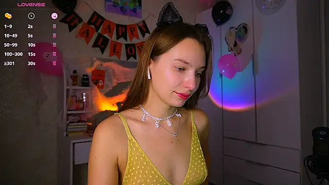 soffy  kisss online show from 11/07/25, 07:14
