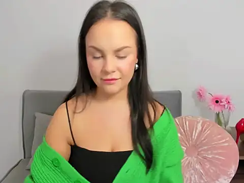 KendalNew online show from 12/18/24, 05:10