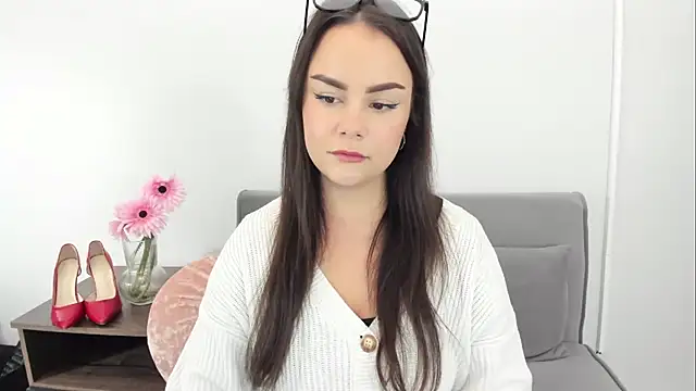 KendalNew online show from 10/08/25, 04:04