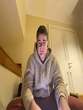 Snapshot of cubalibre02 chatting on 11/26/25, 08:54 cubalibre02 online show from 11/26/25, 08:54