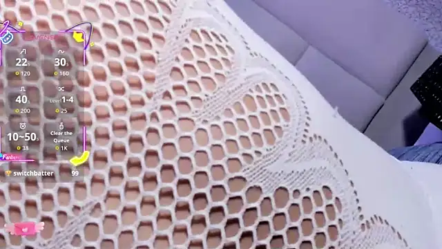 Summer walkerr online show from 09/27/25, 12:43