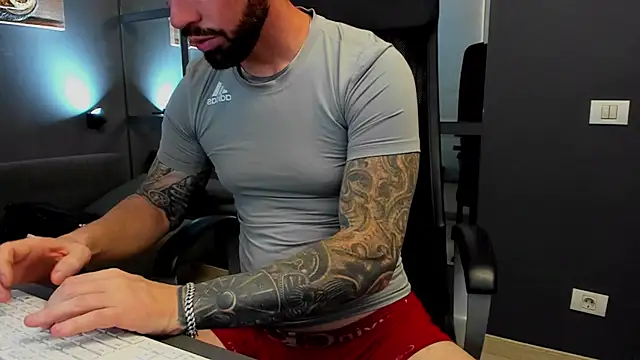 AronGrant online show from 11/01/25, 11:12