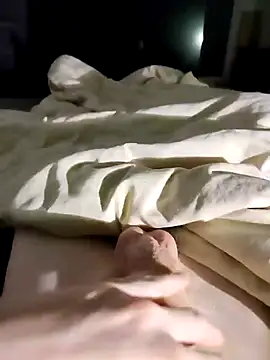 Snapshot of Anonym_Teen chatting on 12/17/24, 11:16 Anonym Teen online show from 12/17/24, 11:16