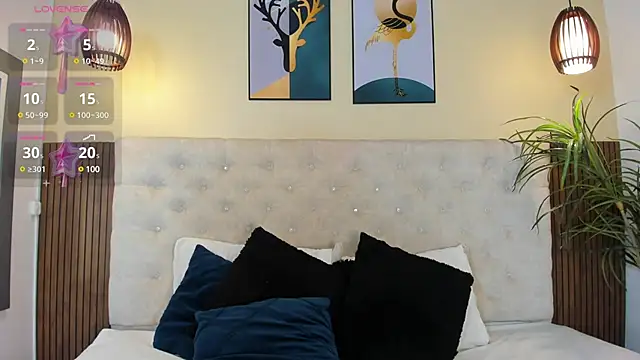 NicolleeEvanss online show from 02/22/25, 12:29