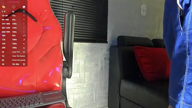 Lil Curved online show from 10/17/25, 11:57