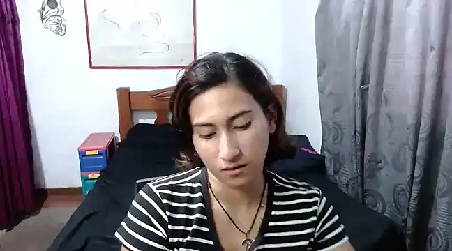 Snapshot of LadyMilk003 chatting on 02/06/25, 03:31 LadyMilk003 online show from 02/06/25, 03:31
