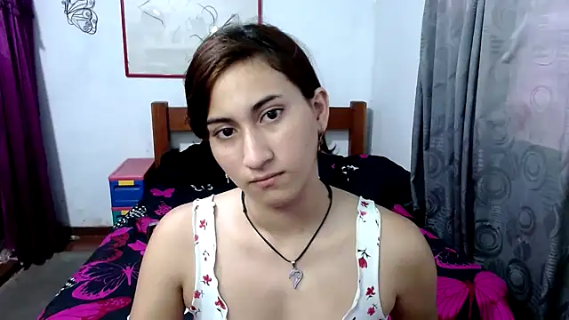 Snapshot of LadyMilk003 chatting on 09/24/25, 03:26 LadyMilk003 online show from 09/24/25, 03:26