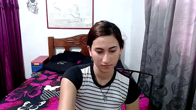 LadyMilk003 online show from 10/17/25, 04:53