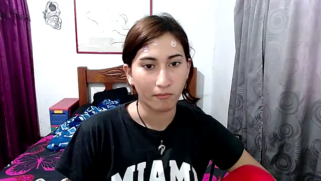 LadyMilk003 online show from 10/20/25, 05:24