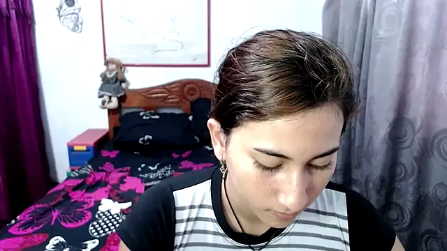 LadyMilk003 online show from 10/25/25, 03:51