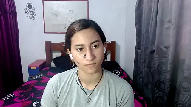 LadyMilk003 online show from 11/24/25, 04:18