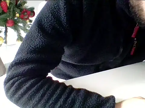 Snapshot of stepmarto3 chatting on 01/07/25, 01:14 stepmarto3 online show from 01/07/25, 01:14
