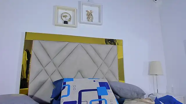 nicole grace0 online show from 09/10/25, 12:16