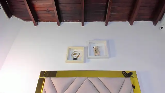 nicole grace0 online show from 09/22/25, 12:07