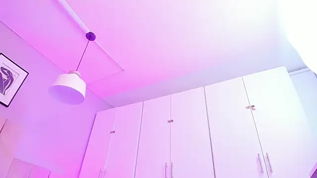 April bowie online show from 01/21/25, 11:35