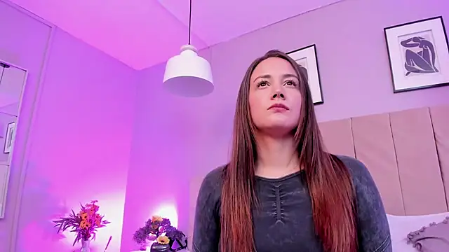 April bowie online show from 02/27/25, 06:42