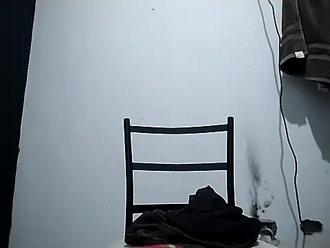 Snapshot of Flaquito_pitudo chatting on 01/02/25, 11:31 Flaquito pitudo online show from 01/02/25, 11:31