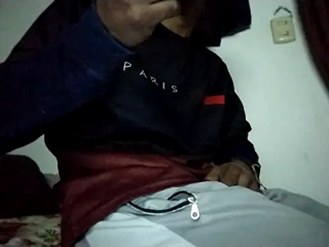 Snapshot of Flaquito_pitudo chatting on 01/10/25, 06:31 Flaquito pitudo online show from 01/10/25, 06:31