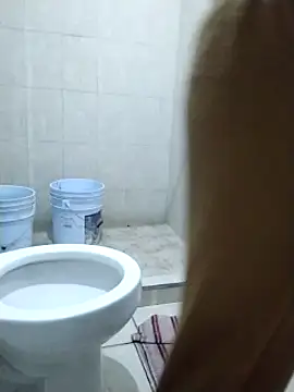 Snapshot of Flaquito_pitudo chatting on 01/20/25, 01:50 Flaquito pitudo online show from 01/20/25, 01:50