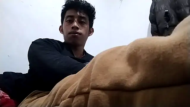 Snapshot of Flaquito_pitudo chatting on 01/23/25, 07:00 Flaquito pitudo online show from 01/23/25, 07:00