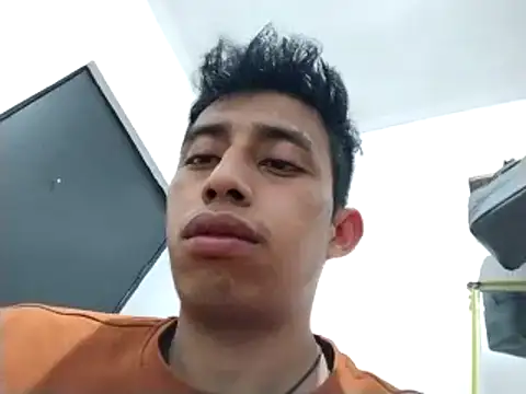 Snapshot of Flaquito_pitudo chatting on 02/27/25, 04:52 Flaquito pitudo online show from 02/27/25, 04:52