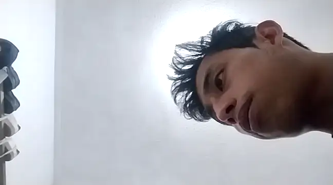 Snapshot of Flaquito_pitudo chatting on 03/10/25, 12:51 Flaquito pitudo online show from 03/10/25, 12:51